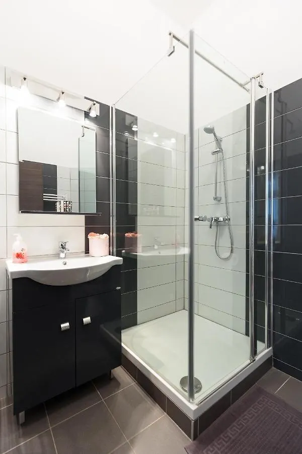 شقة Wiky'S Apartman With 3Bathrooms بودابست